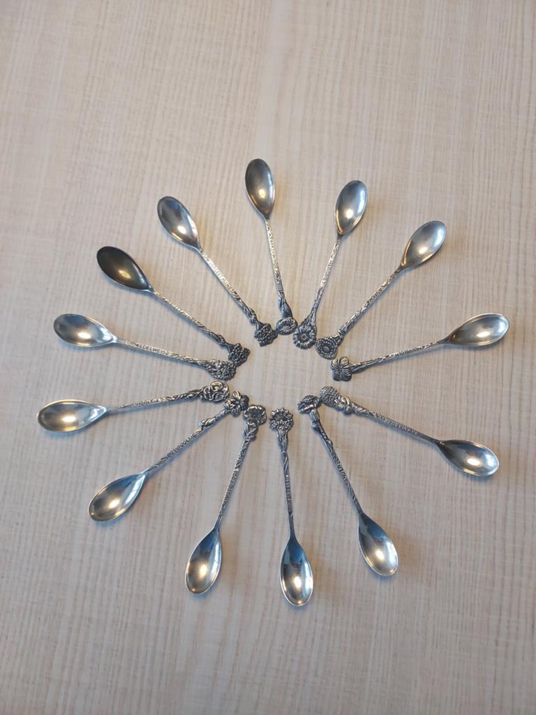 Verzilverde theelepels. 13 Stuks., Antiek en Kunst, Antiek | Bestek, Ophalen