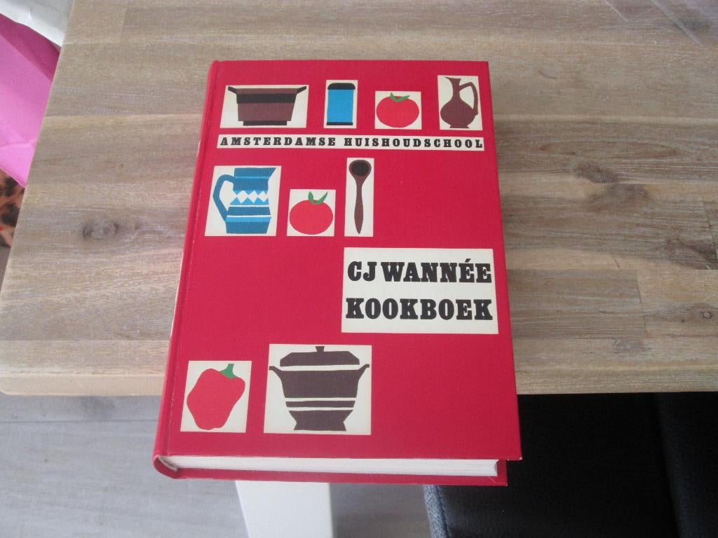Amsterdamse huishoudschool kookboek C.J. Wannée, Ophalen of Verzenden, Zo goed als nieuw, Nederland en België
