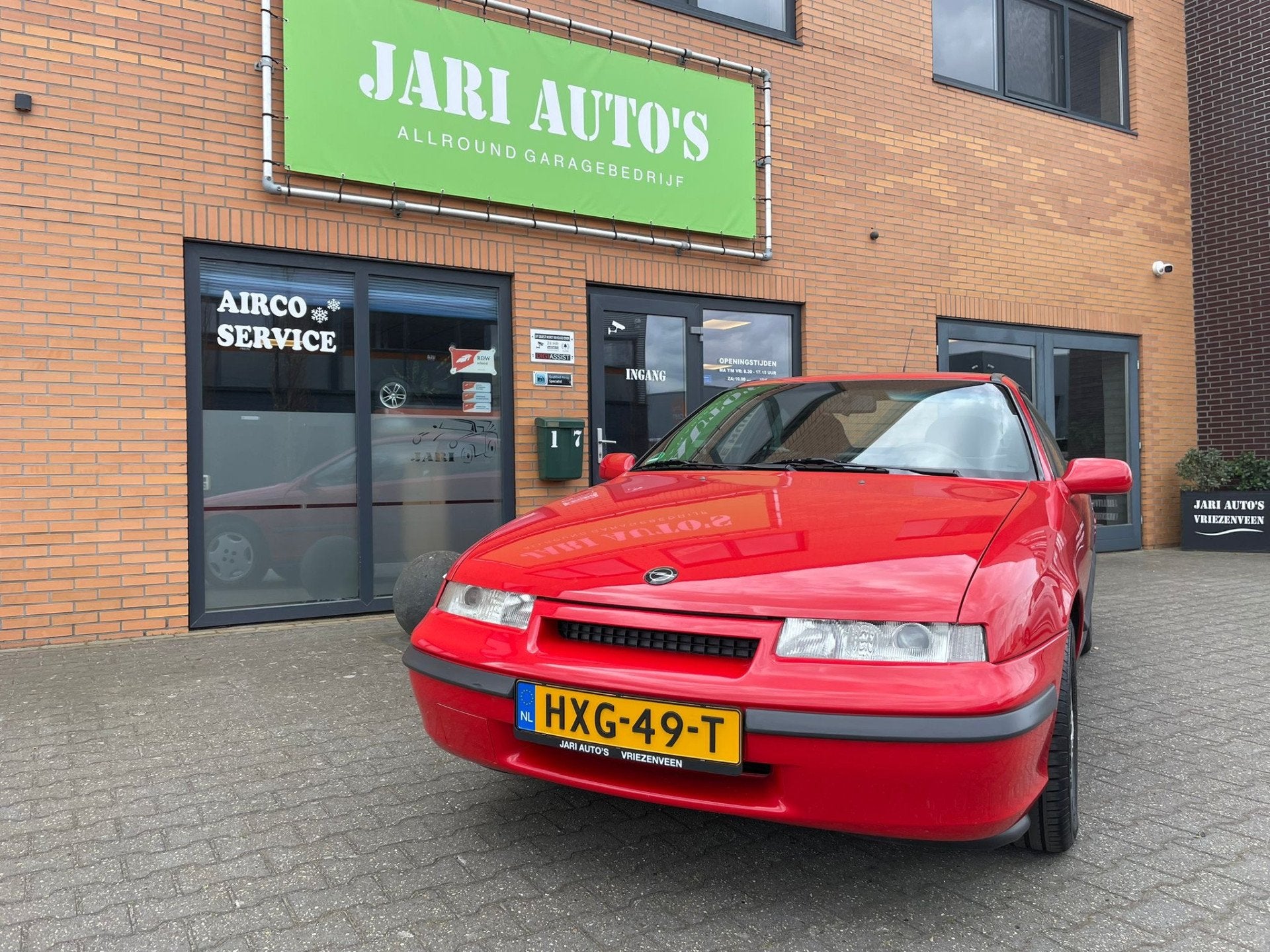 Opel Calibra 2.0i Bloedrood en bloedmooi (bj 1992), foto 6