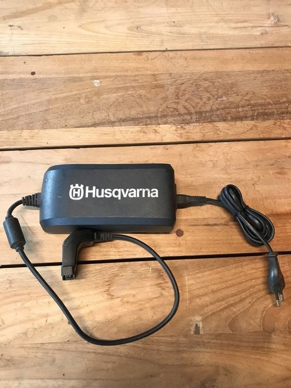 Husqvarna QC 80 oplader 2016, Gebruikt