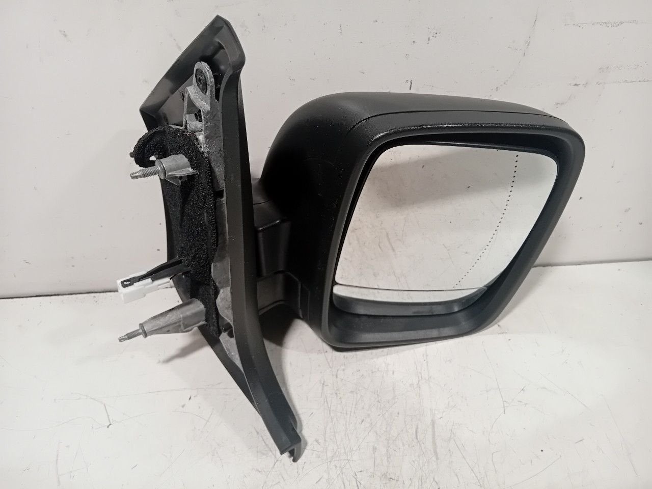 Spiegel buiten rechts elektrisch Renault Trafic, Onderdelen@venauto.nl, Van der Ven Autorecycling B.V., Gebruikt, Ettenseweg 76, 4706 PB Roosendaal, The Netherlands