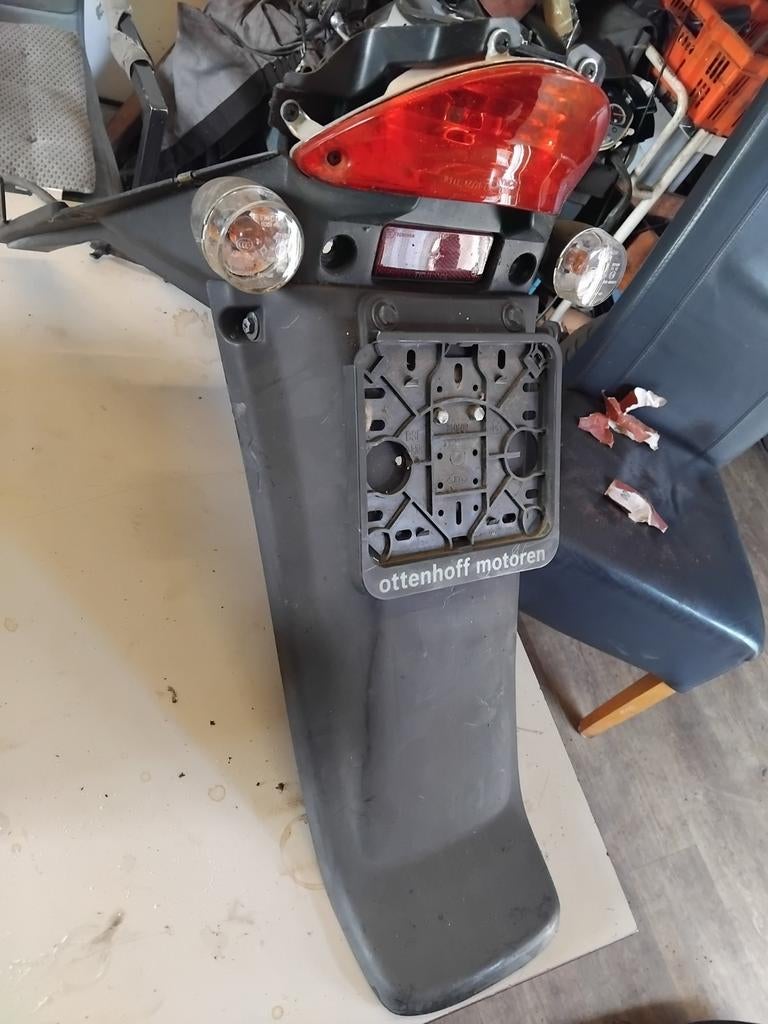 Achter spadbord met verlichting kymco agility 50 12 inch, Ophalen of Verzenden, Gebruikt, Overige typen, Kymco