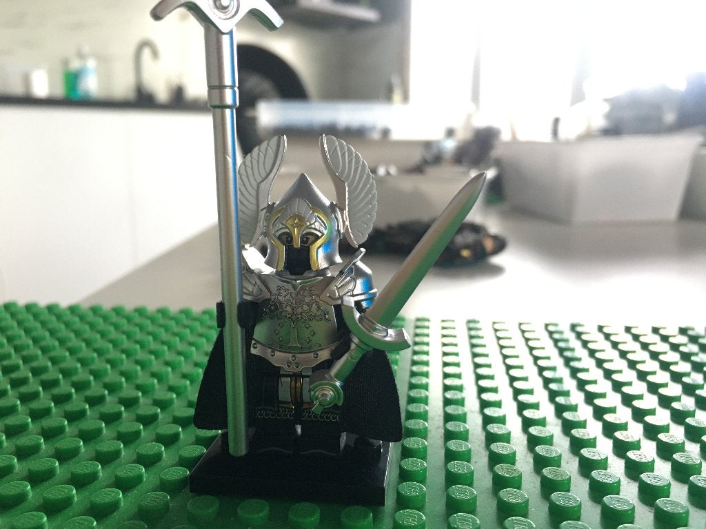Lord of the Rings - Minas Tirith Fountain Guard figuurtje, Verzamelen, Ophalen of Verzenden, Zo goed als nieuw, Actiefiguurtje