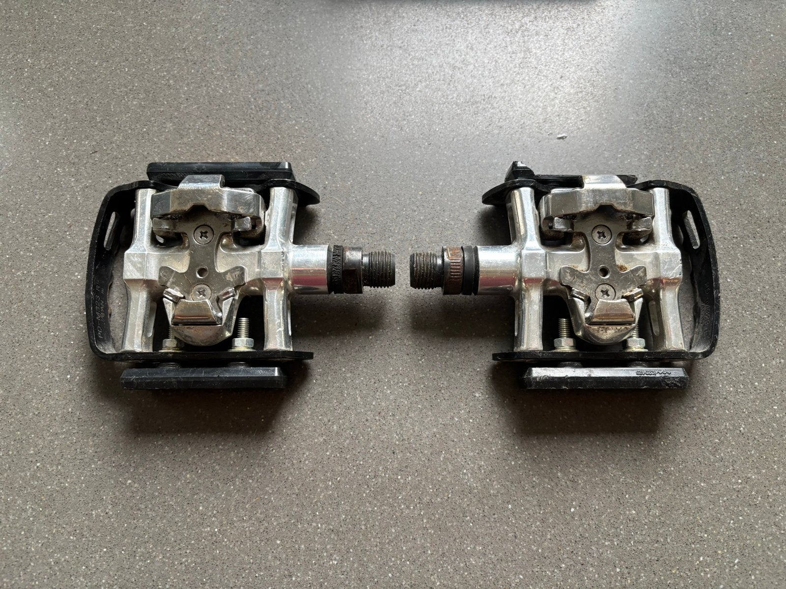 Shimano SPD PD-M323 Pedalen - Gebruikt, Fietsen en Brommers, Fietsonderdelen, Crankstel of Pedalen, Gebruikt, Ophalen of Verzenden