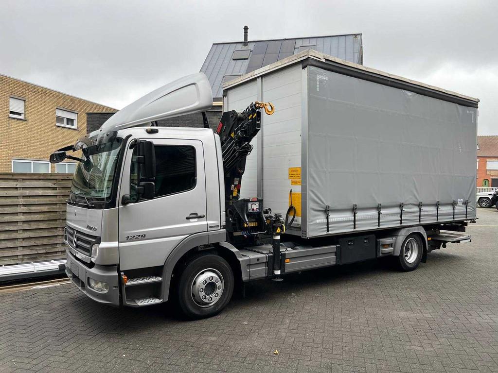 Mercedes - Atego 1229 RL/11.9 - Truck - 2010, Auto's, Vrachtwagens, Overige brandstoffen, Mercedes-Benz, Bedrijf, Te koop