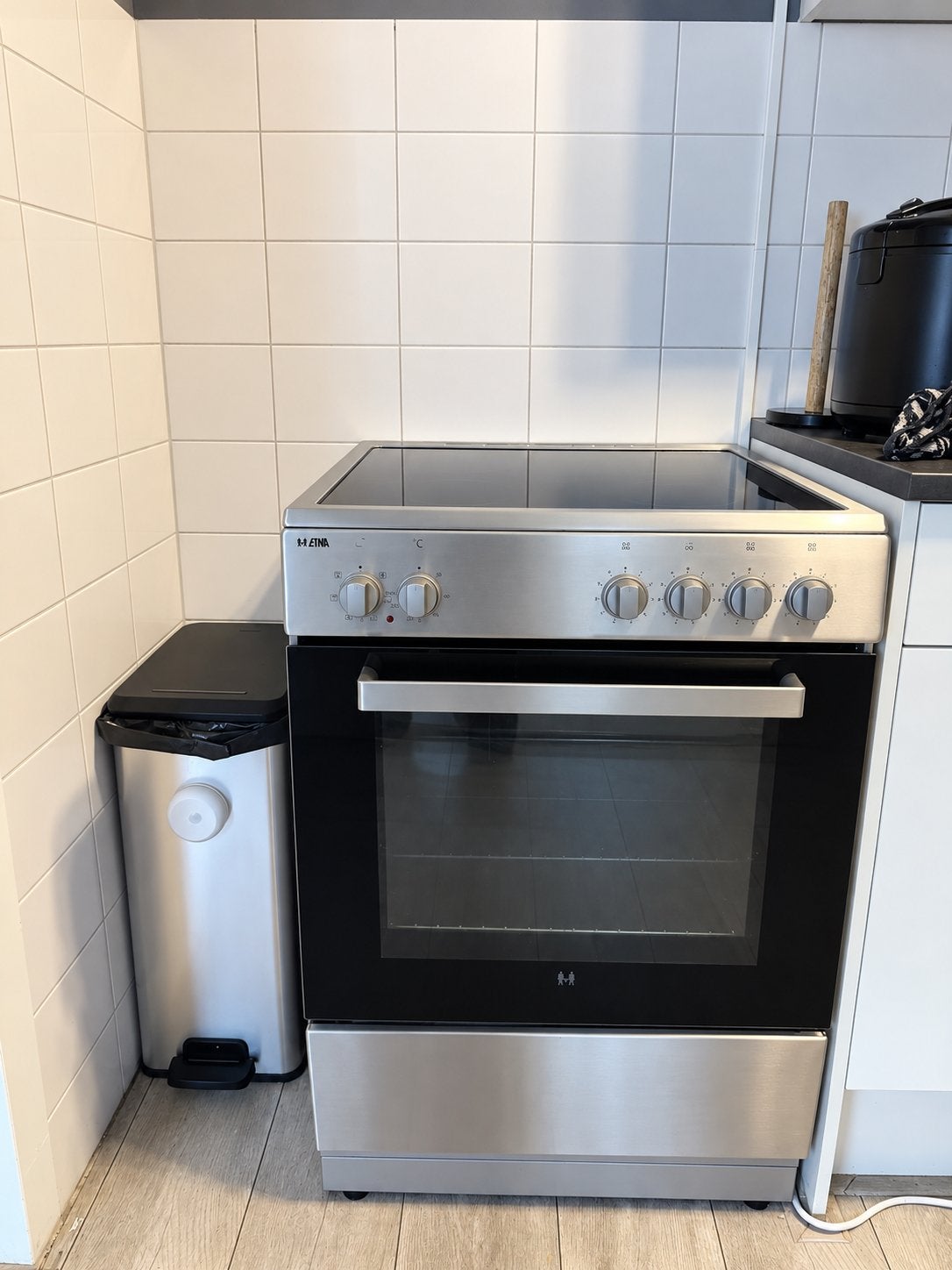 ETNA Vrijstaand Keramisch Fornuis met Oven, Witgoed en Apparatuur, Ophalen, 60 cm of meer, Keramisch, 4 kookzones