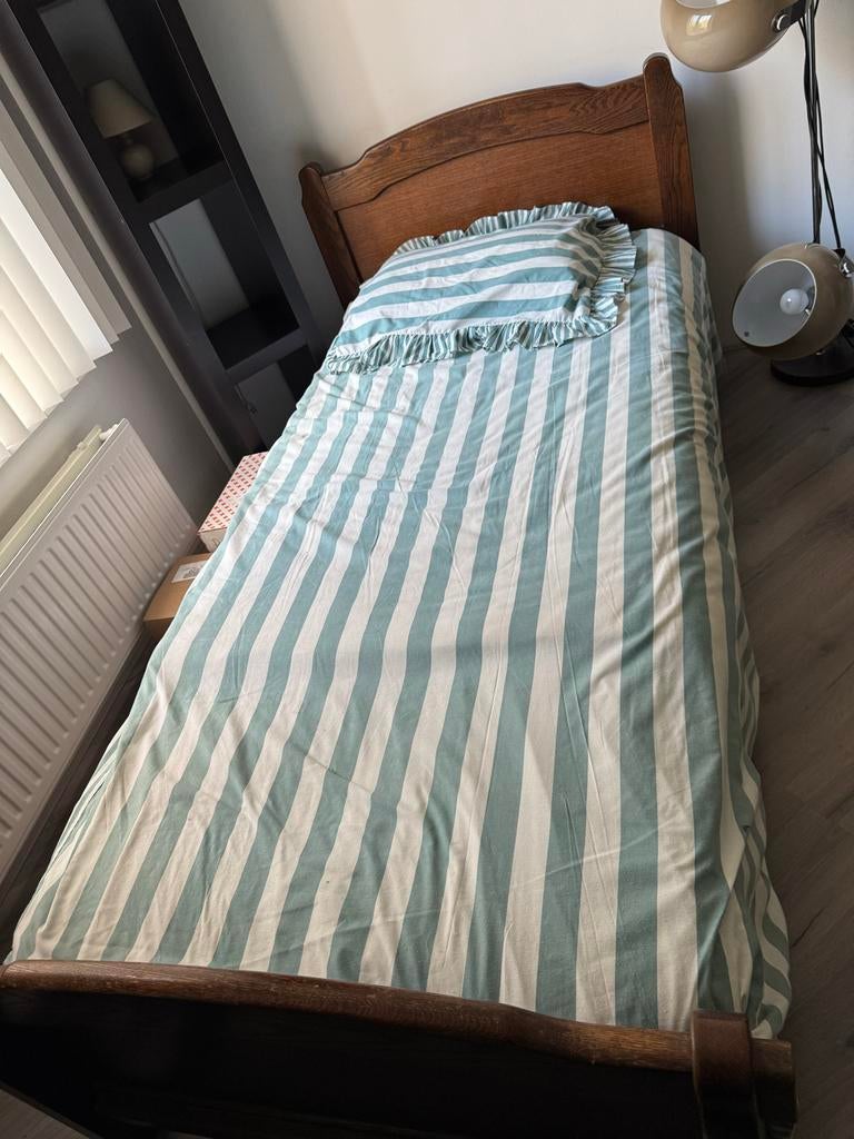 Vintage eenpersoons houten bed, Ophalen