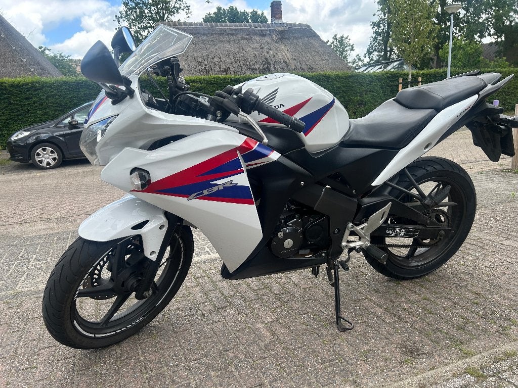 honda cbr 125R, Motoren, Gebruikt, 125 cc, 11 kW of minder, Handgeschakeld