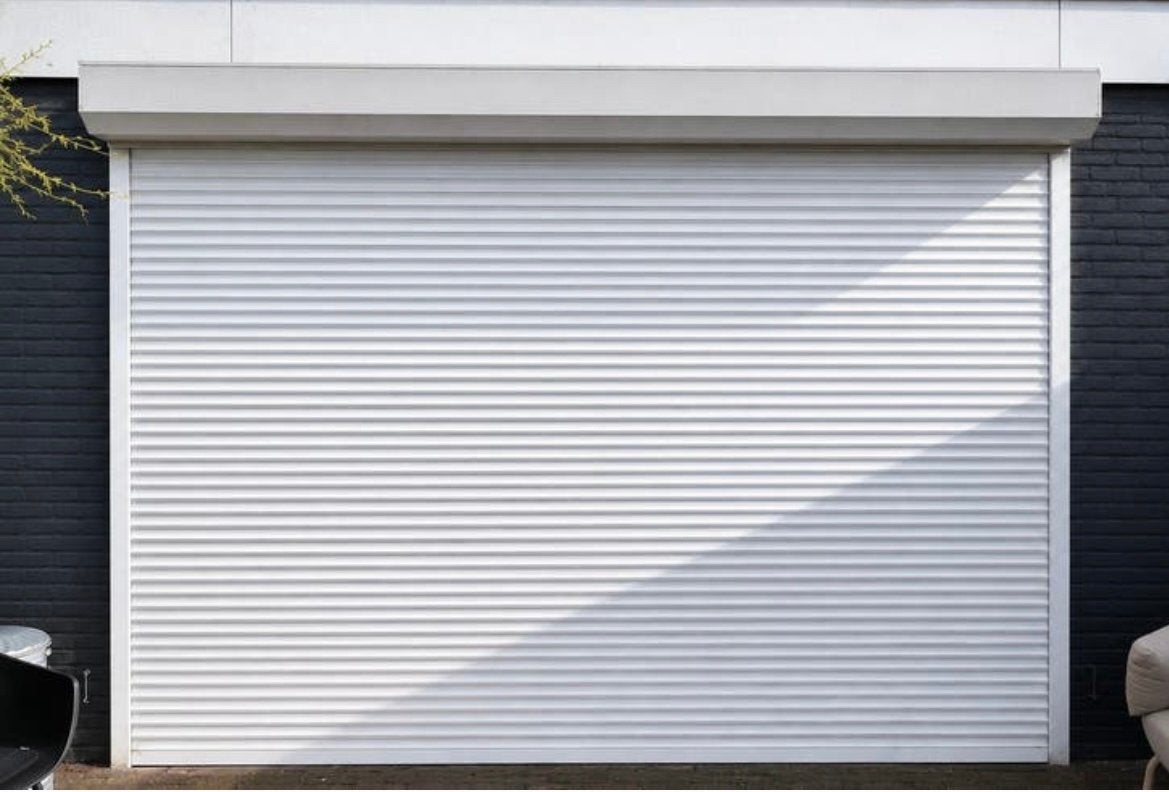 Breed rolluik elektrisch afmeting 3495mm x 2320mm Wit, Doe-het-zelf en Verbouw, Rolluiken, Ophalen, 200 cm of meer, Wit, Zo goed als nieuw
