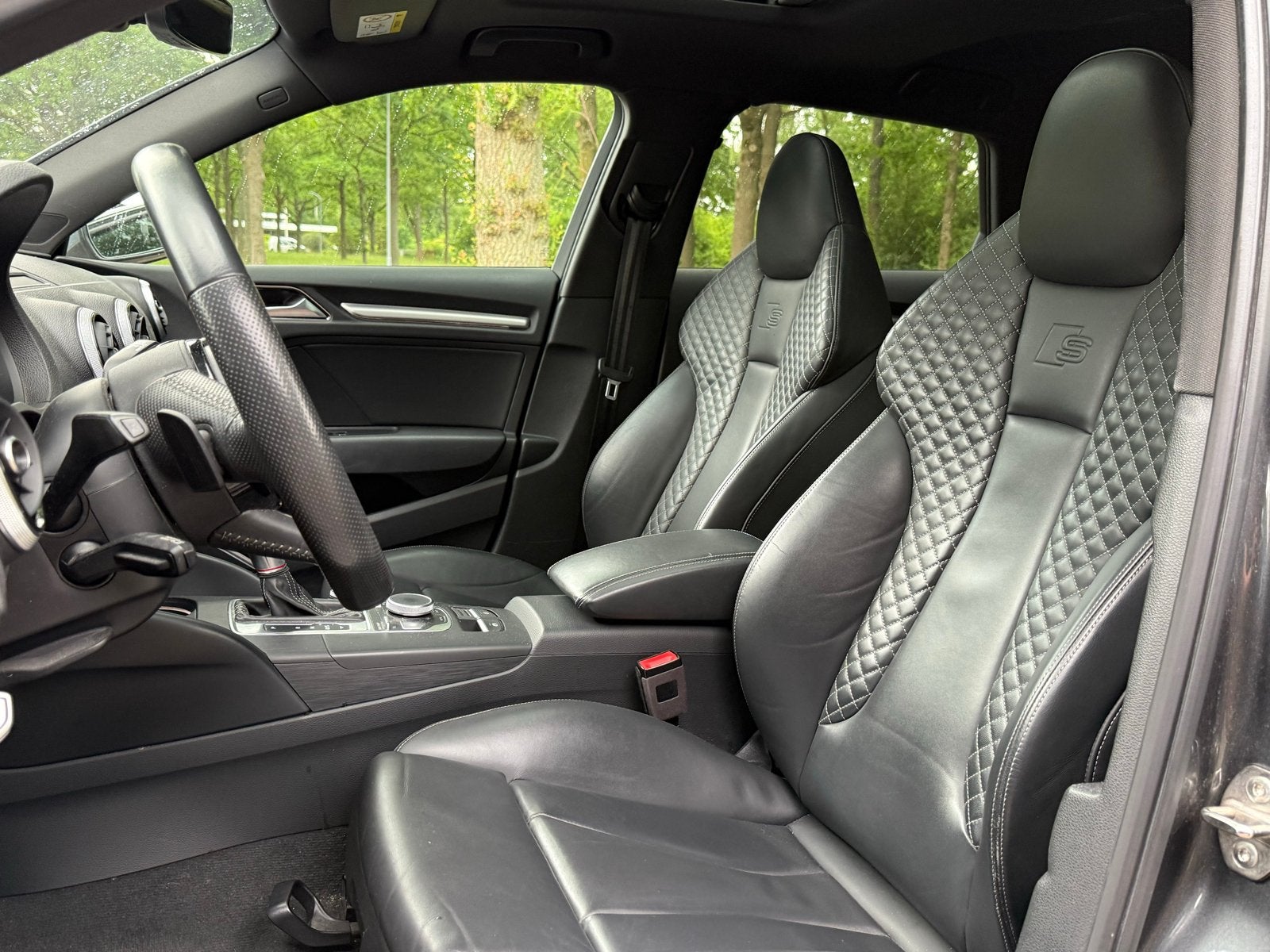 Audi A3 S3 2.0 Tfsi 310pk Quattro S ALLEEN VOOR HANDEL, Auto's, Automaat, 15 km/l, 1440 kg, Multifunctioneel stuurwiel