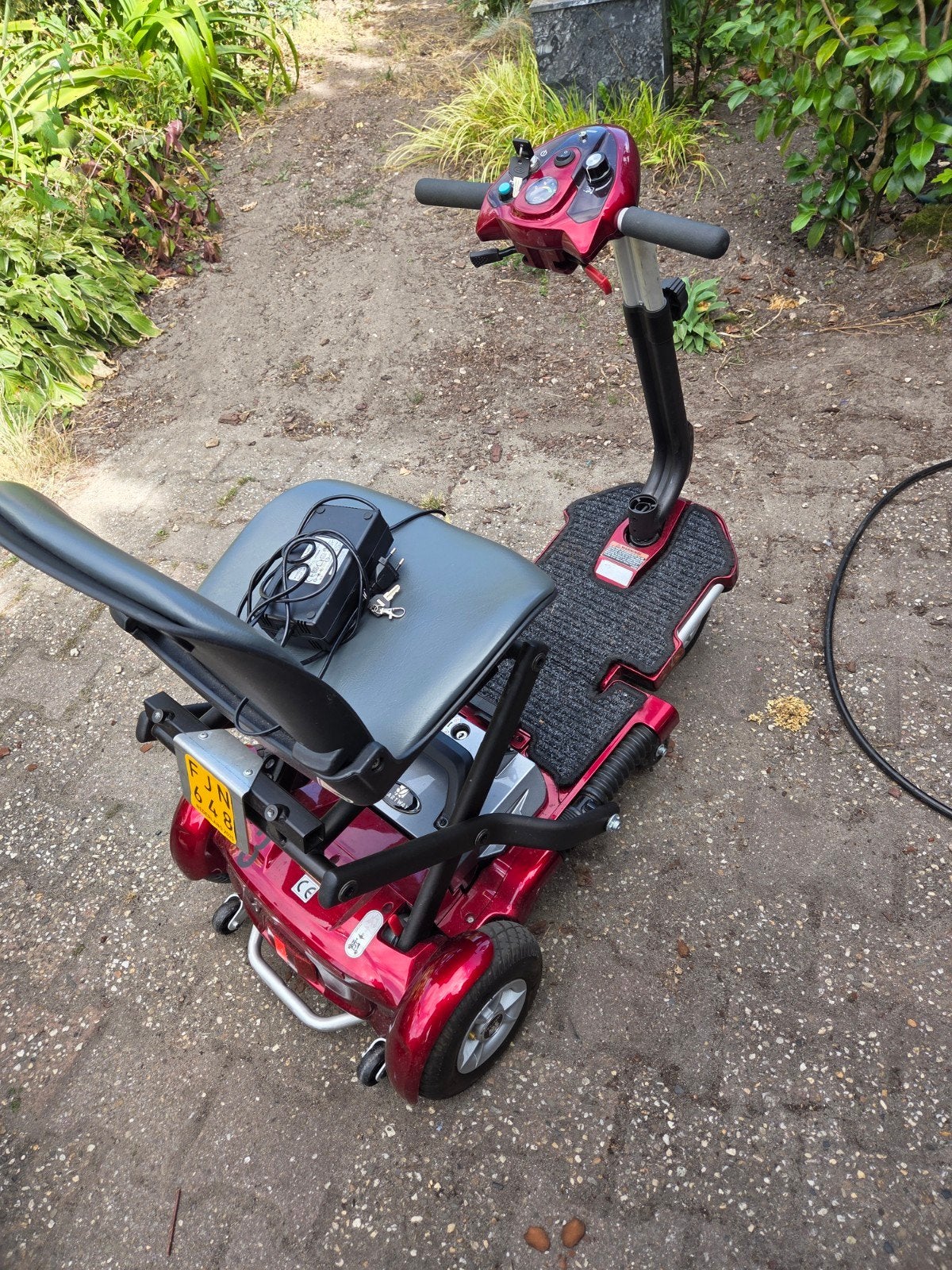Opvouwbare scootmobiel van het Mango type luggie 4, 10 km/u of minder, Gebruikt, Ophalen of Verzenden, 36 t/m 45 km