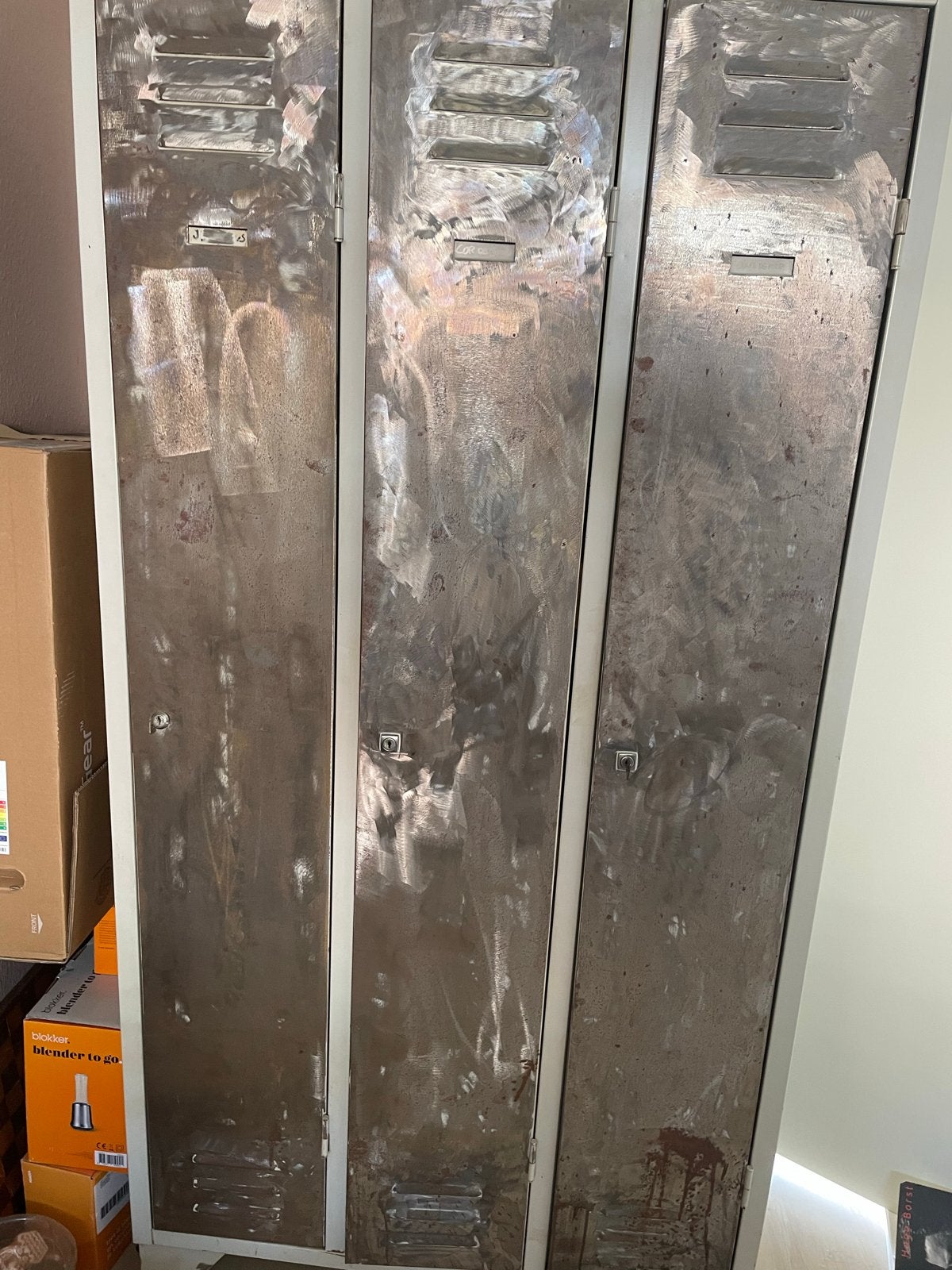 Vintage lockerkast grijs zilver met houten planken, Ophalen, Gebruikt