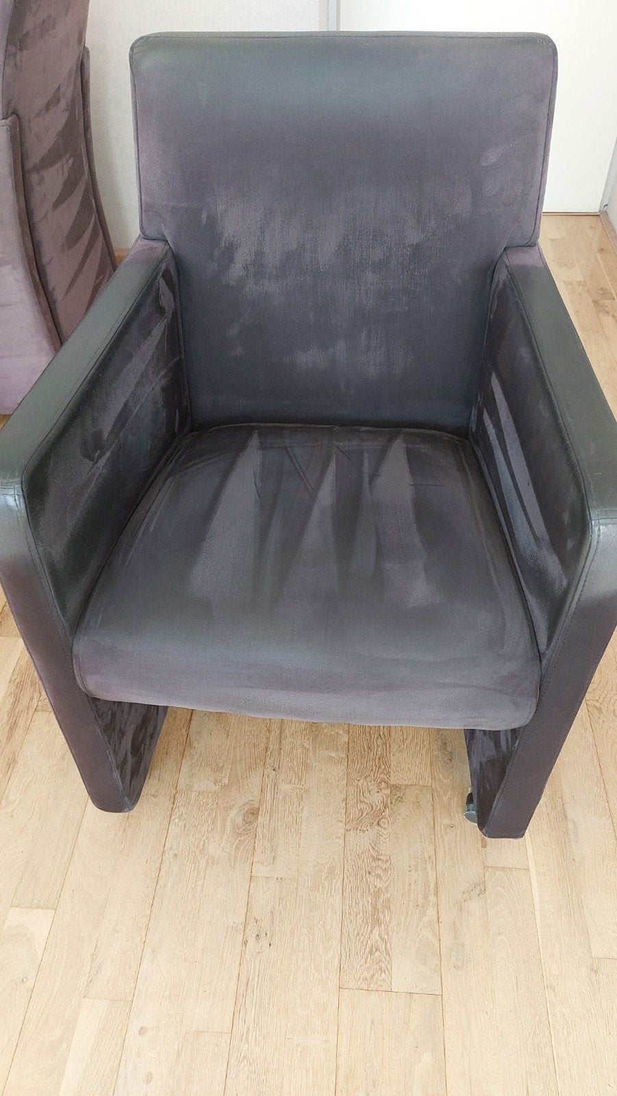 Gratis afhalen 2 fauteuils op wieltjes, Ophalen, Gebruikt, 75 tot 100 cm, Stof