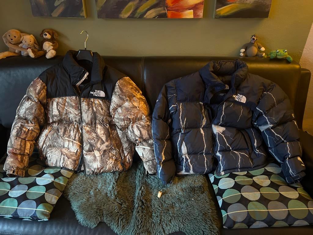 The North Face Nuptse jas met bliksemprint en/of, Ophalen of Verzenden, Nieuw, Maat 48/50 (M), Blauw