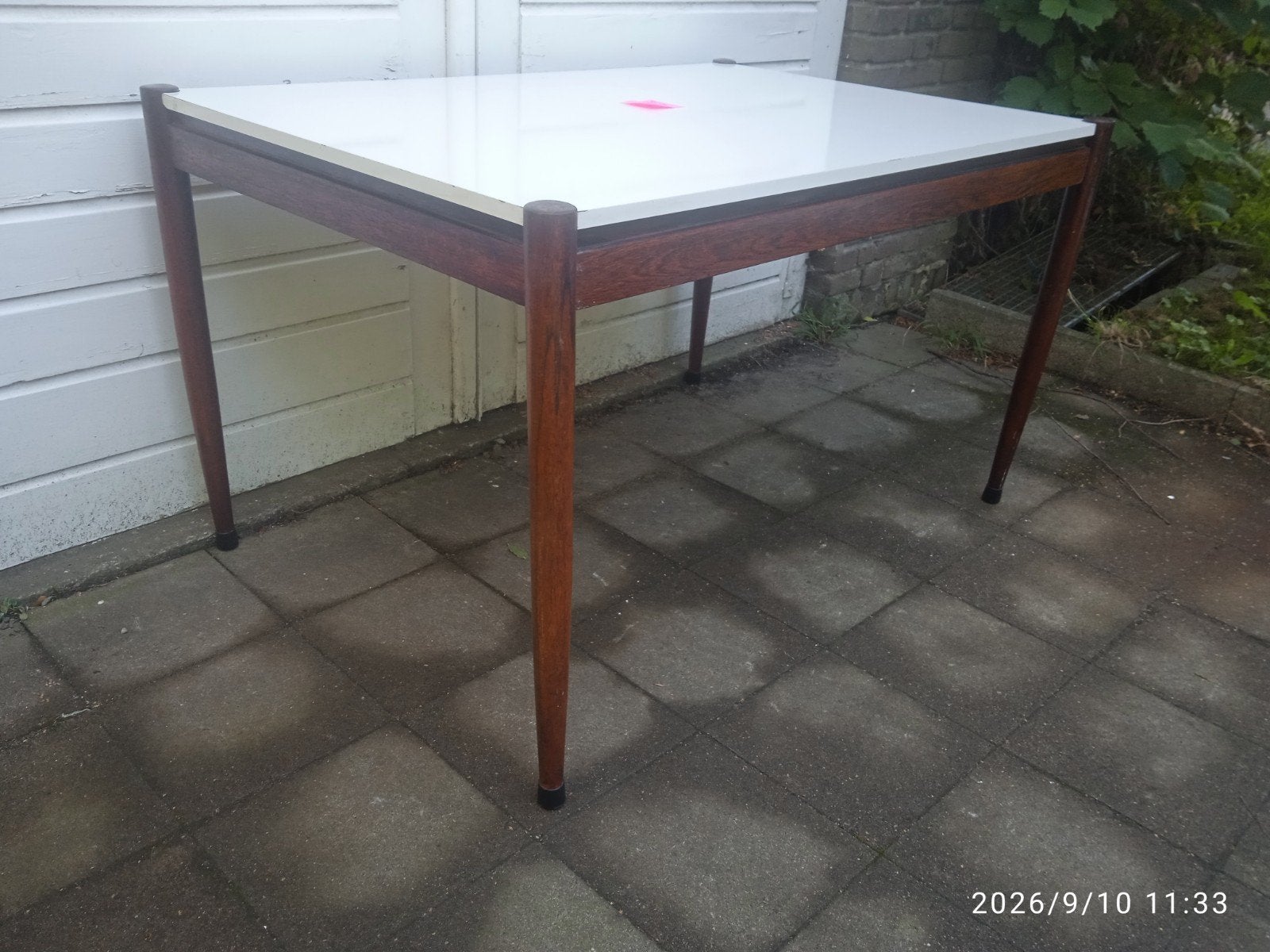 Een van alles wat tafel van Cees Braakman voor Pastoe, Ophalen