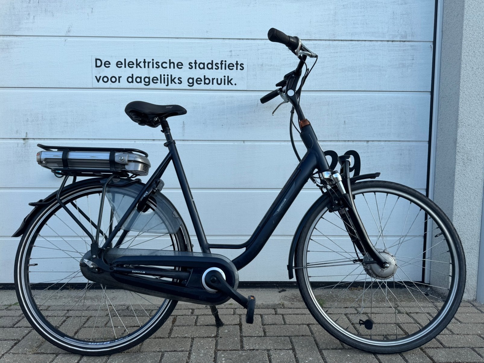 Batavus Genova elektrische damesfiets met nieuwe accu 61 cm, 59 cm of meer, Ophalen of Verzenden, Zo goed als nieuw, Batavus