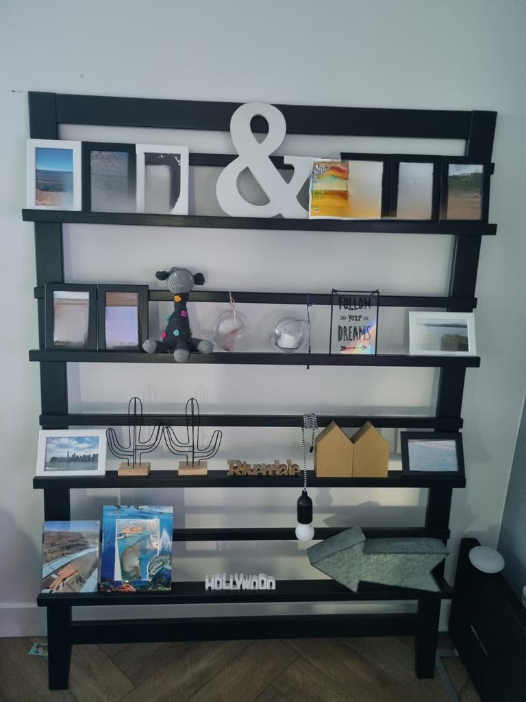 Zwart VT Wonen wandrek - 120x170 cm tijdschriften rek, Huis en Inrichting, Woonaccessoires | Wandplanken en Boekenplanken, Ophalen