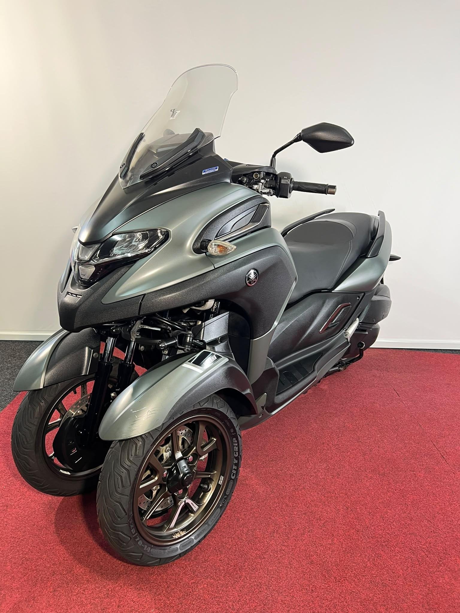 Yamaha Tricity 300 ABS, Scooter, Info@yamaha-motor.eu, 292 cc, Bedrijf