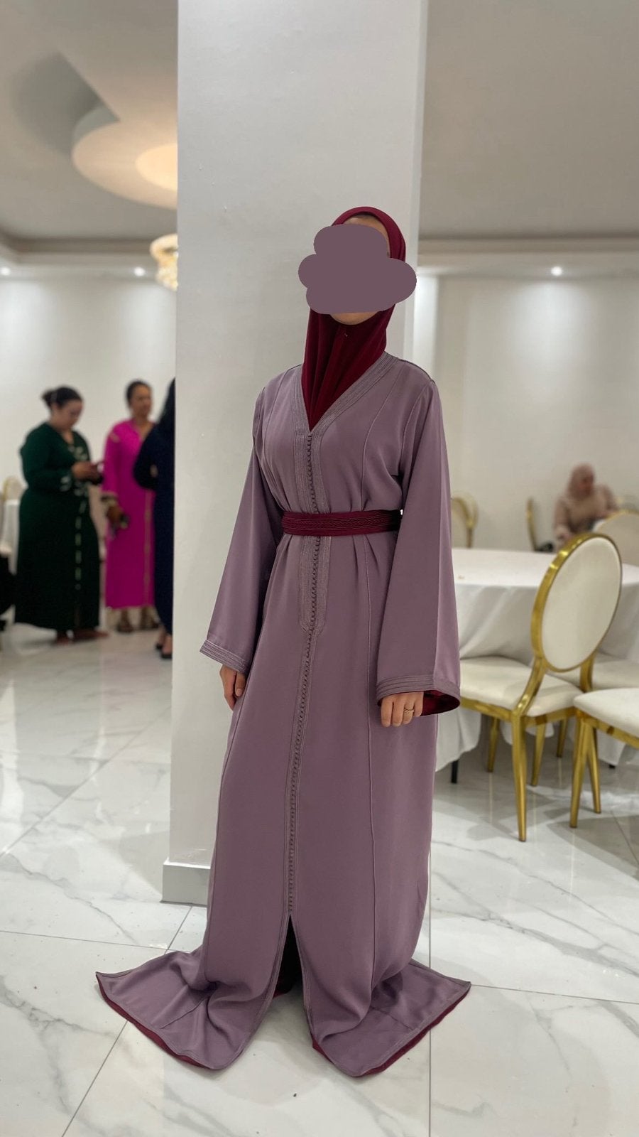 Elegante paarse takchita met riem en hoofddoek!!, Kleding | Dames, Maat 38/40 (M), Overige typen, Paars, Ophalen of Verzenden