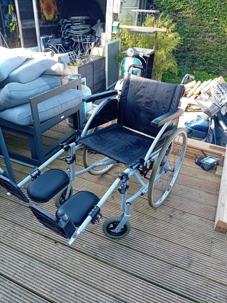 Te koop: Inklapbare rolstoel en  – lichtgewicht  20 stuks, Ophalen of Verzenden, Inklapbaar, Duwrolstoel