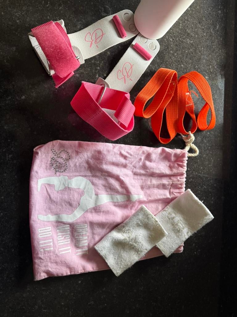 Sparkle and Dream: Leertjes, polsbandjes, bandjes en tasje, Sport en Fitness, Turnen, Maat 36 t/m 42, Ophalen, Zo goed als nieuw