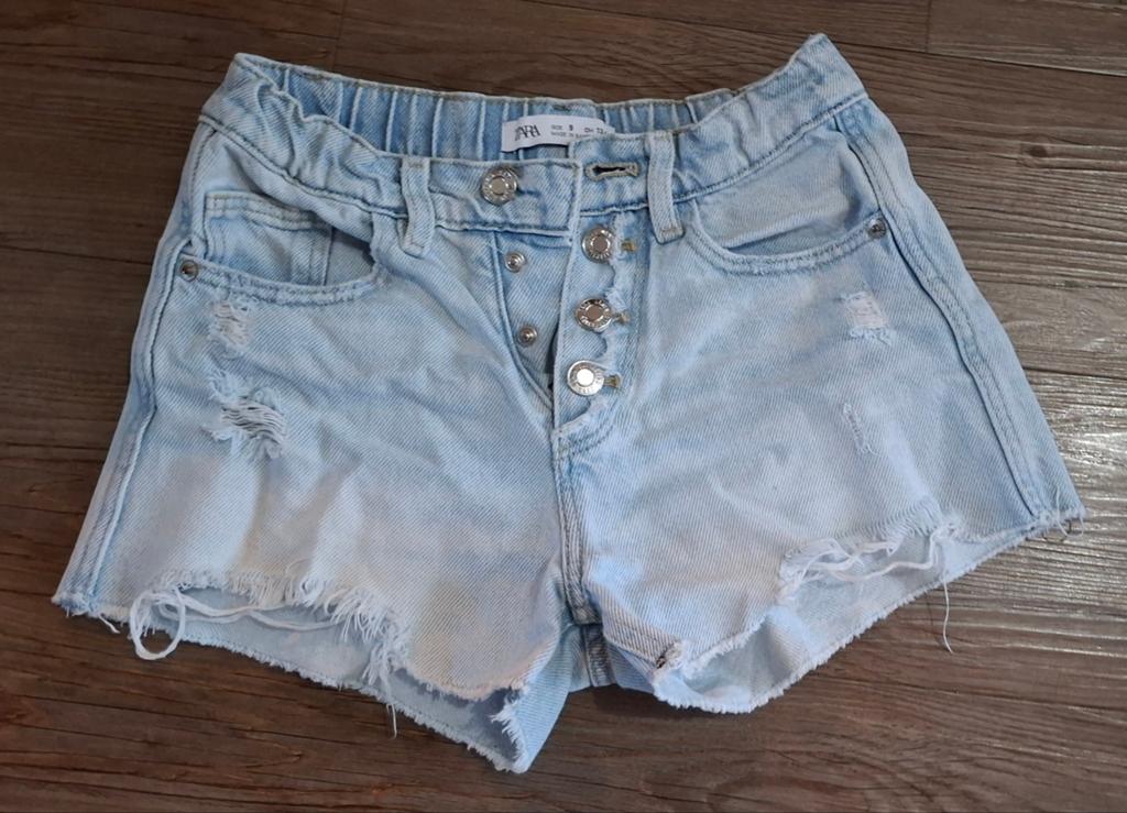 Zara spijkerbroekje maat 134 zgan, Kinderen en Baby's, Kinderkleding | Maat 134, Broek, Meisje, Ophalen of Verzenden, Zo goed als nieuw