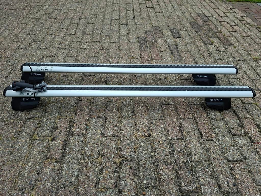 Originele Toyota Yaris Cross Dakdragers, Auto diversen, Dakdragers, Ophalen of Verzenden, Zo goed als nieuw