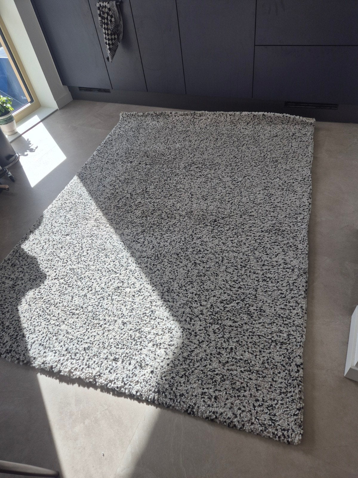 IKEA VINDUM Vloerkleed - Crème/Zwart, 170x230 cm, Ophalen, Modern, Comfortabel, Gebruikt, 150 tot 200 cm