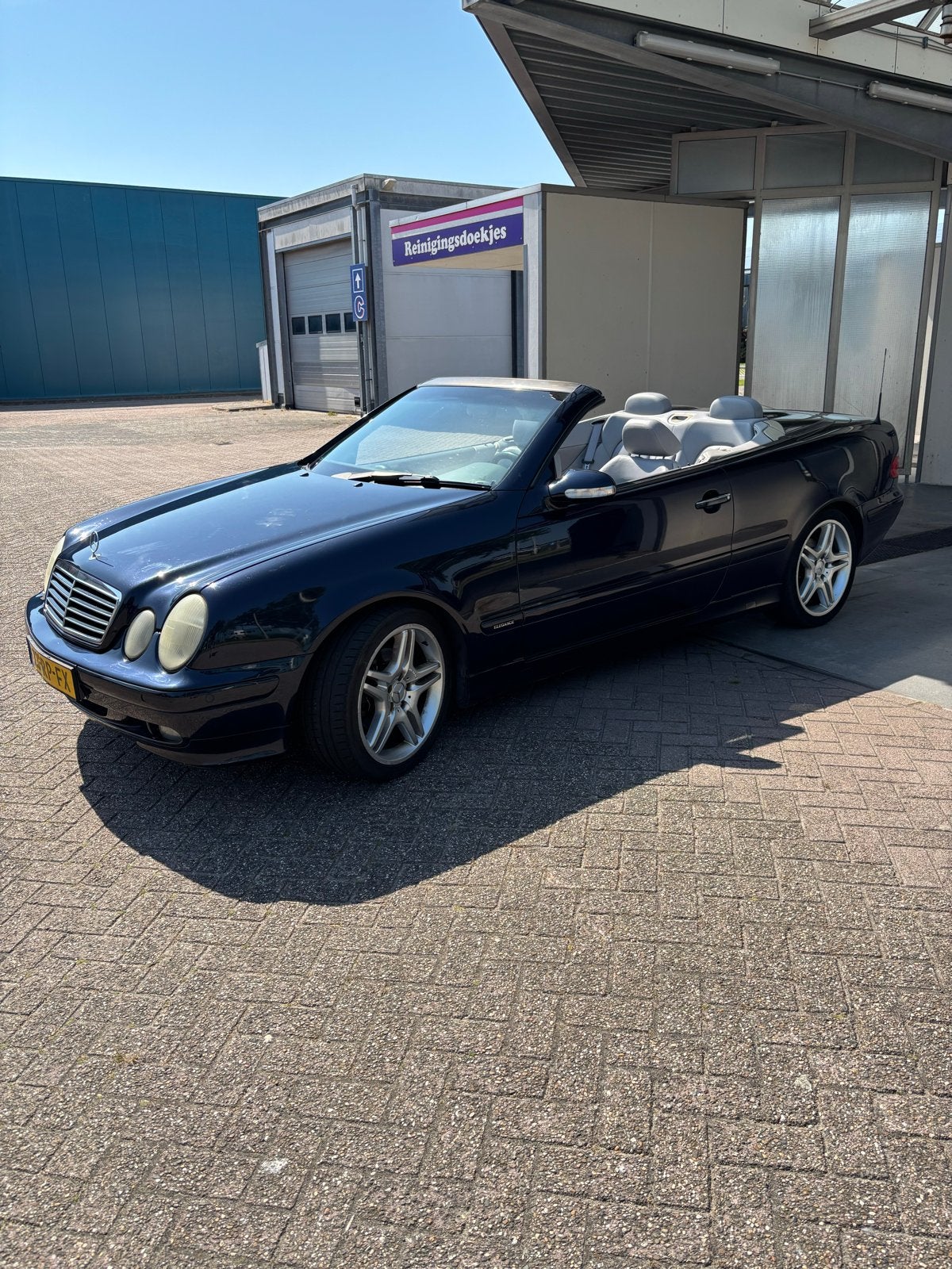 Mercedes-Benz CLK 2.0 Clk200 Kompr Cabrio Elegance 2001, 1998 cc, Achterwielaandrijving, Beige, 4 cilinders