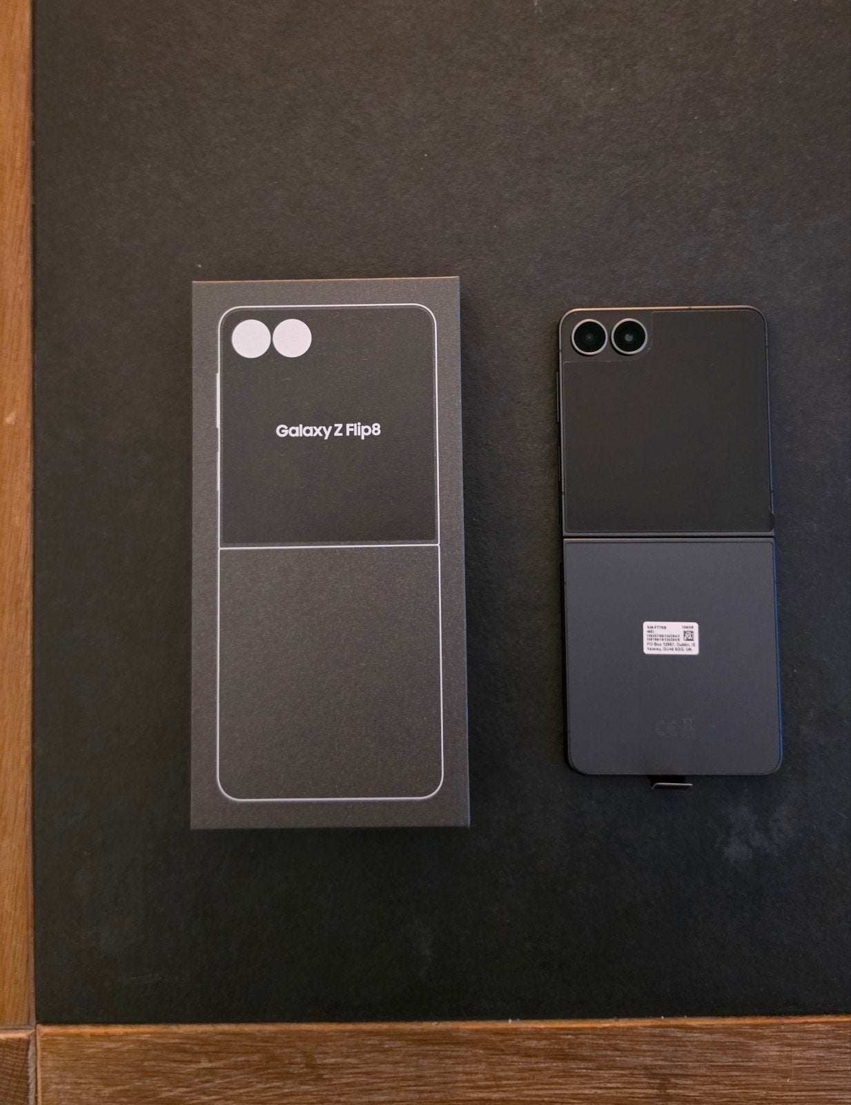 Samsung Galaxy Flip8, Telecommunicatie, Ophalen, Zwart, Nieuw, Galaxy Z Flip