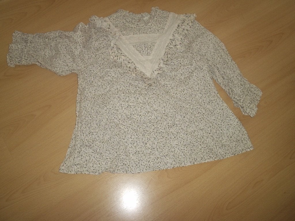C&A blouse met kant en ruches maat 42 nieuw, C&A, Ophalen of Verzenden, Nieuw, Maat 42/44 (L)