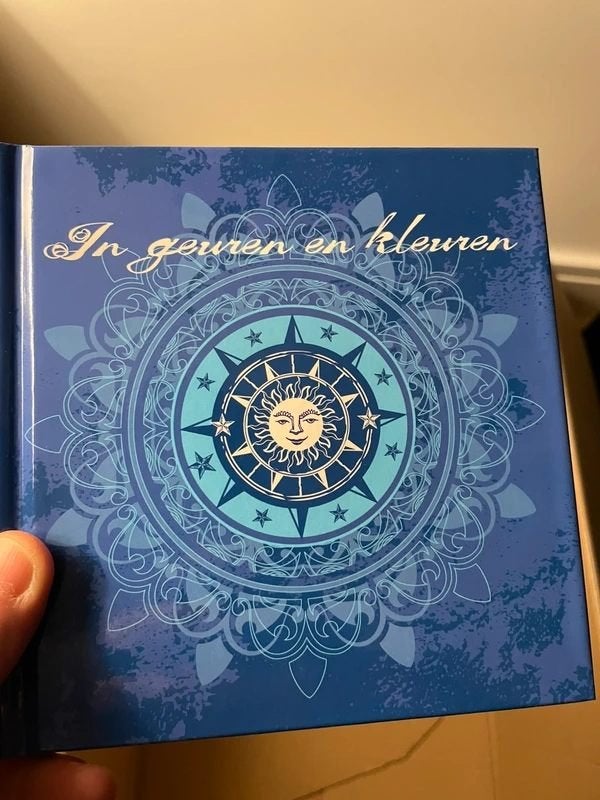 In geuren en kleuren, Ophalen of Verzenden, Gelezen, Overige onderwerpen