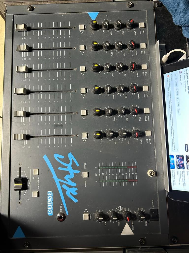 Dateq Styx Disco Mengpaneel - Professionele DJ Mixer, Muziek en Instrumenten, Ophalen of Verzenden, Gebruikt, 5 tot 10 kanalen