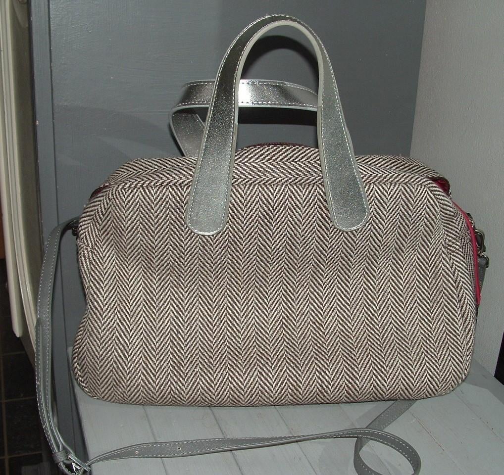 Justo Ju'sto tas damestas bag bruin met offwhite wol, Ophalen of Verzenden, Zo goed als nieuw, Bruin, Handtas