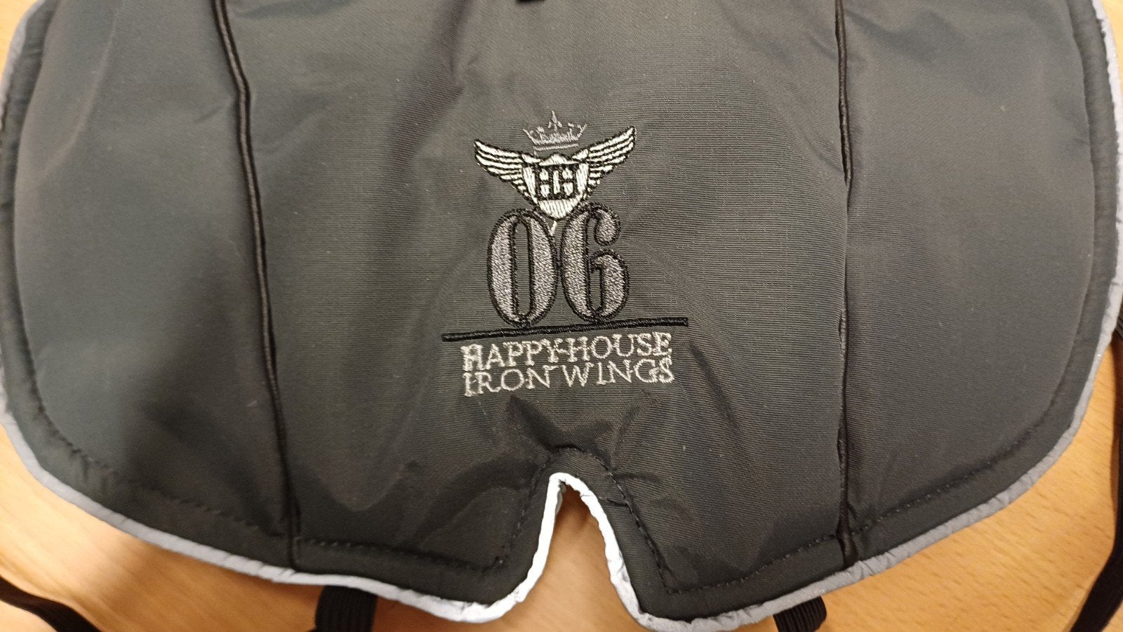 Nieuw superkwaliteit hondenjasje/bodywarmer 24 cm grijszwart, Ophalen, Nieuw