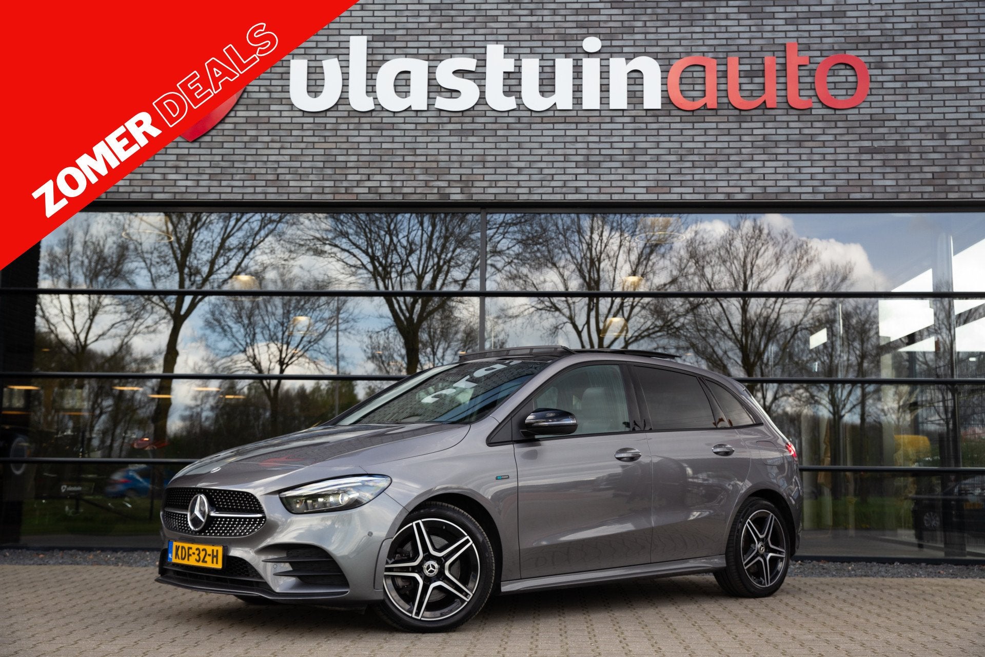 Mercedes-Benz B-Klasse 250 e Premium Plus AMG , Panoramadak,, Auto's, Mercedes-Benz, Gebruikt, 15 kWh, 218 pk, Bedrijf