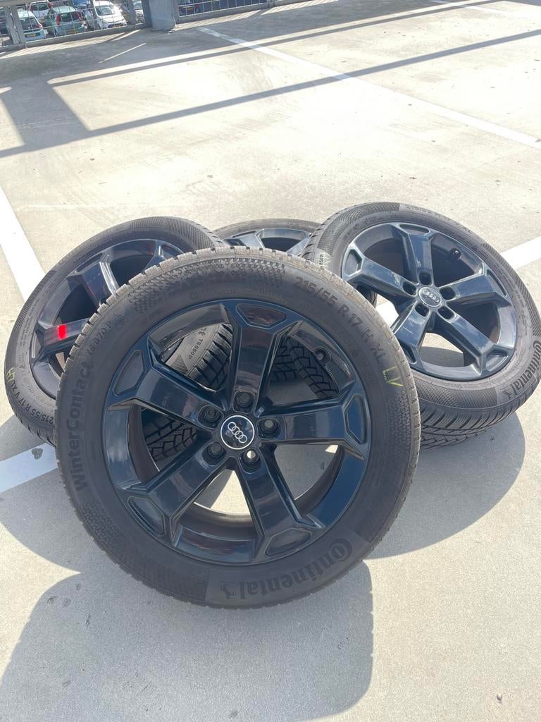 Audi velgen en banden 215/55 R17 H XL “Continental’, Auto-onderdelen, Ophalen, 17 inch, Winterbanden, Band(en)