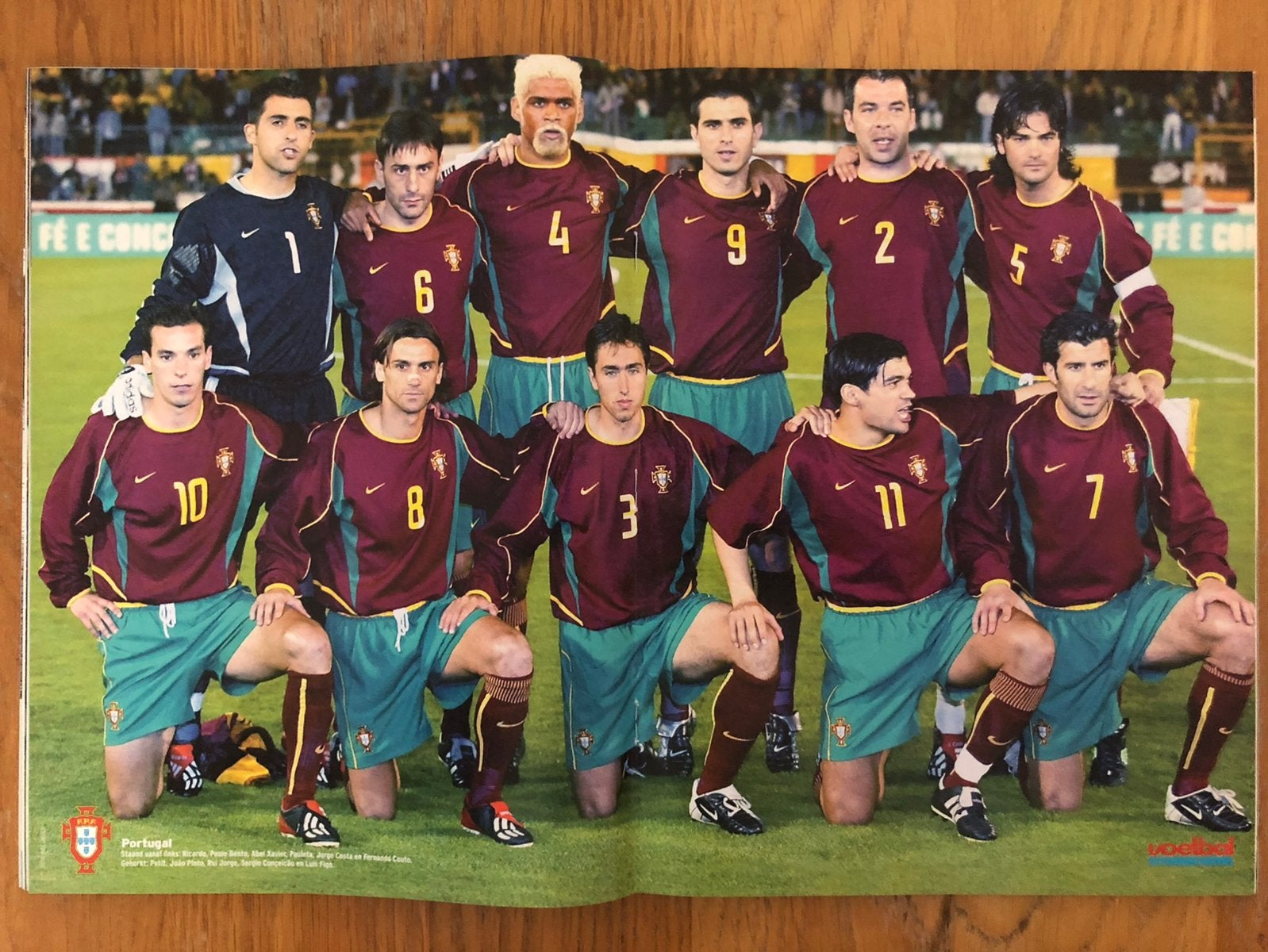 Portugal Voetbal Poster - Figo, Verzamelen, Sportartikelen en Voetbal, Ophalen of Verzenden, Zo goed als nieuw, Buitenlandse clubs
