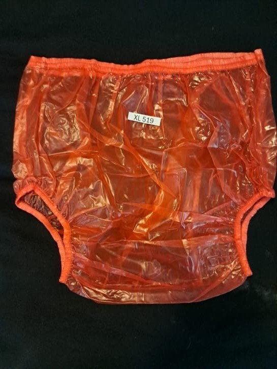 Nieuw rood plastic broekje - XL 519, Verzenden