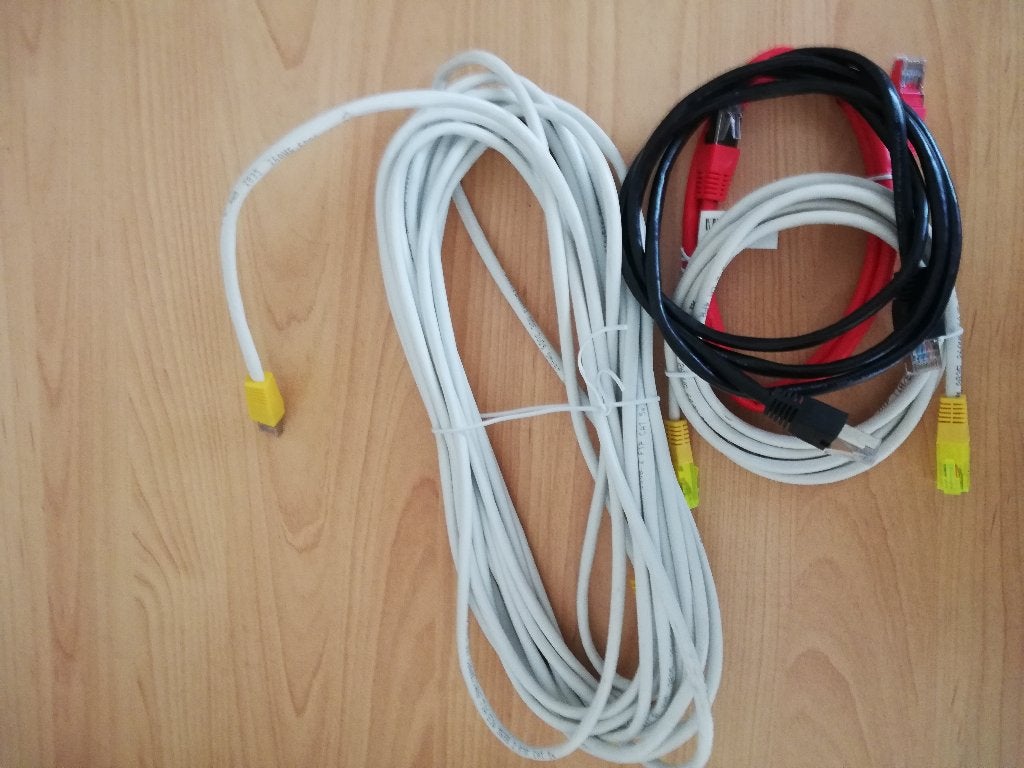 Diverse kabels: HDMI, UTP en USB, Ophalen of Verzenden, Gebruikt, 10 meter of meer, Overige kabels