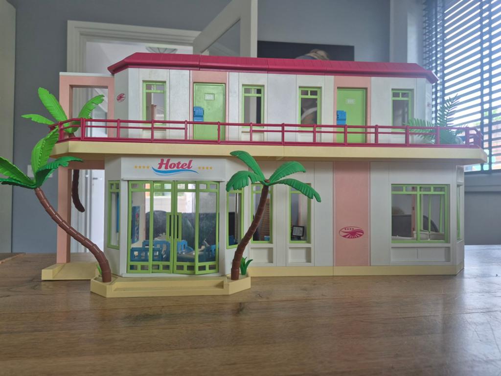 Playmobil Hotel - Veel speelplezier!, Ophalen of Verzenden, Gebruikt, Jongen of Meisje