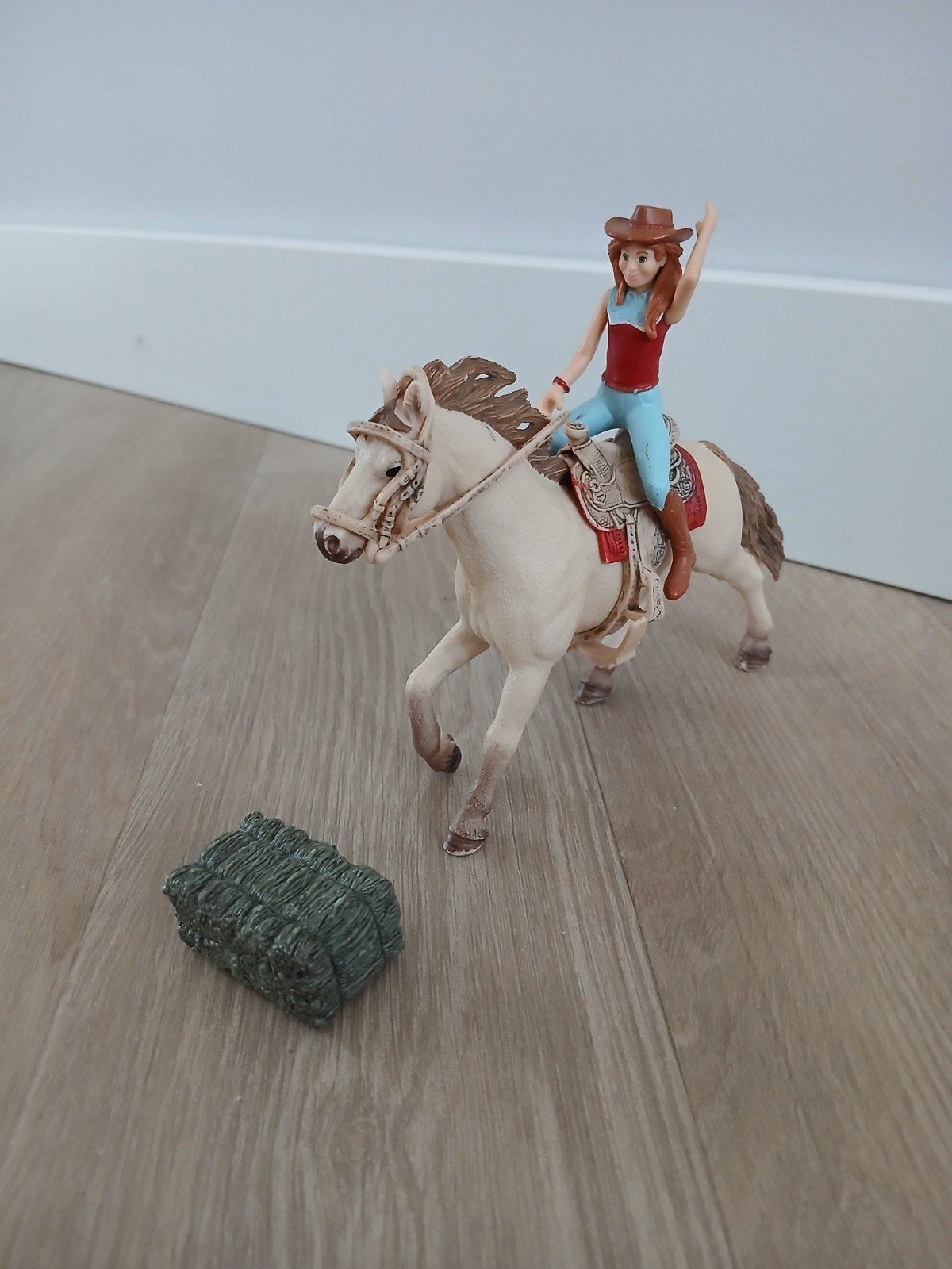 Schleich paard met ruiter en hooibaal, Ophalen of Verzenden, Zo goed als nieuw, Jongen of Meisje