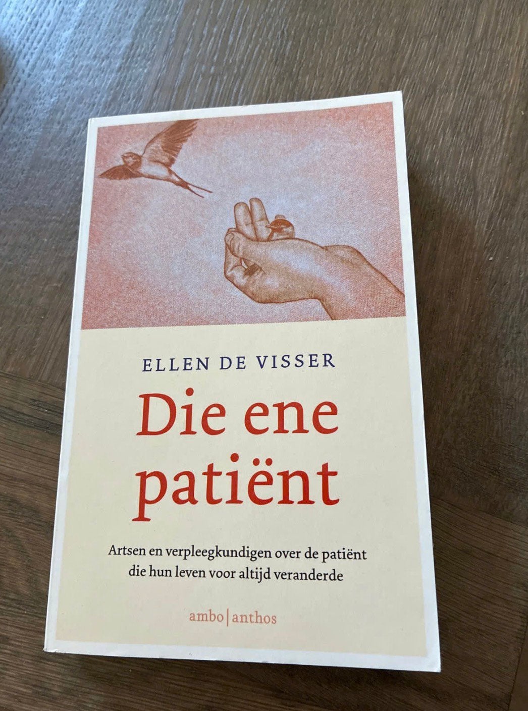 Die ene patiënt - Ellen de Visser (Zo goed als nieuw), Ophalen of Verzenden, Zo goed als nieuw