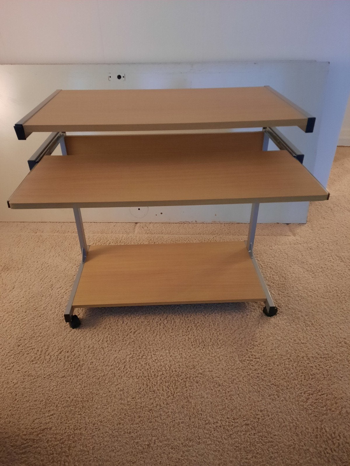Computermeubel, Ophalen, Zo goed als nieuw, 70 tot 120 cm, 70 tot 120 cm