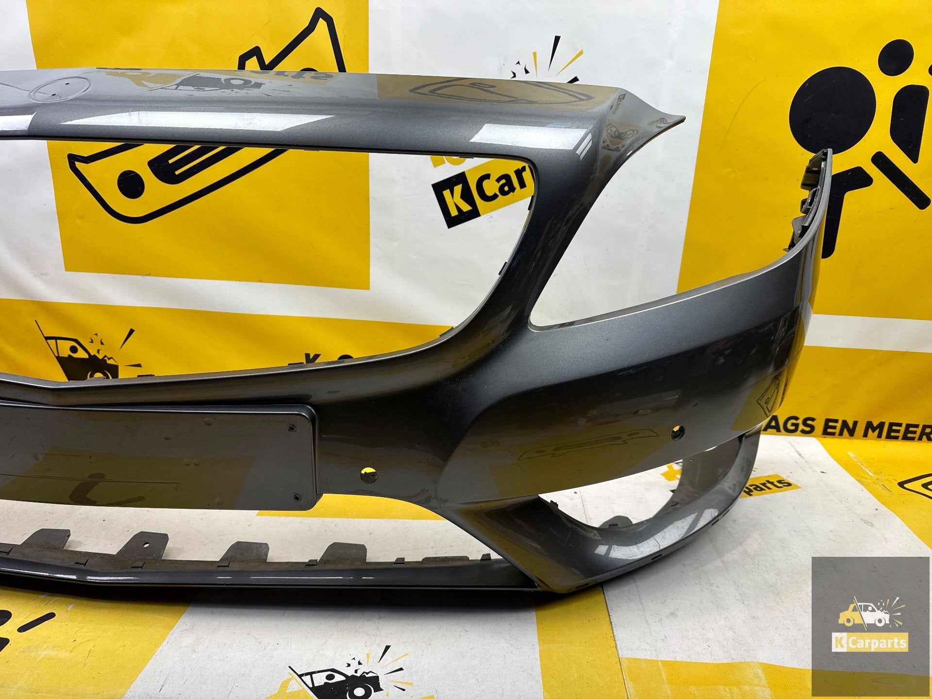 Mercedes B-klasse W246 Voorbumper 6XPDC A2468850525, Gebruikt, Mercedes-Benz AG, Voor, Mercedes-Benz