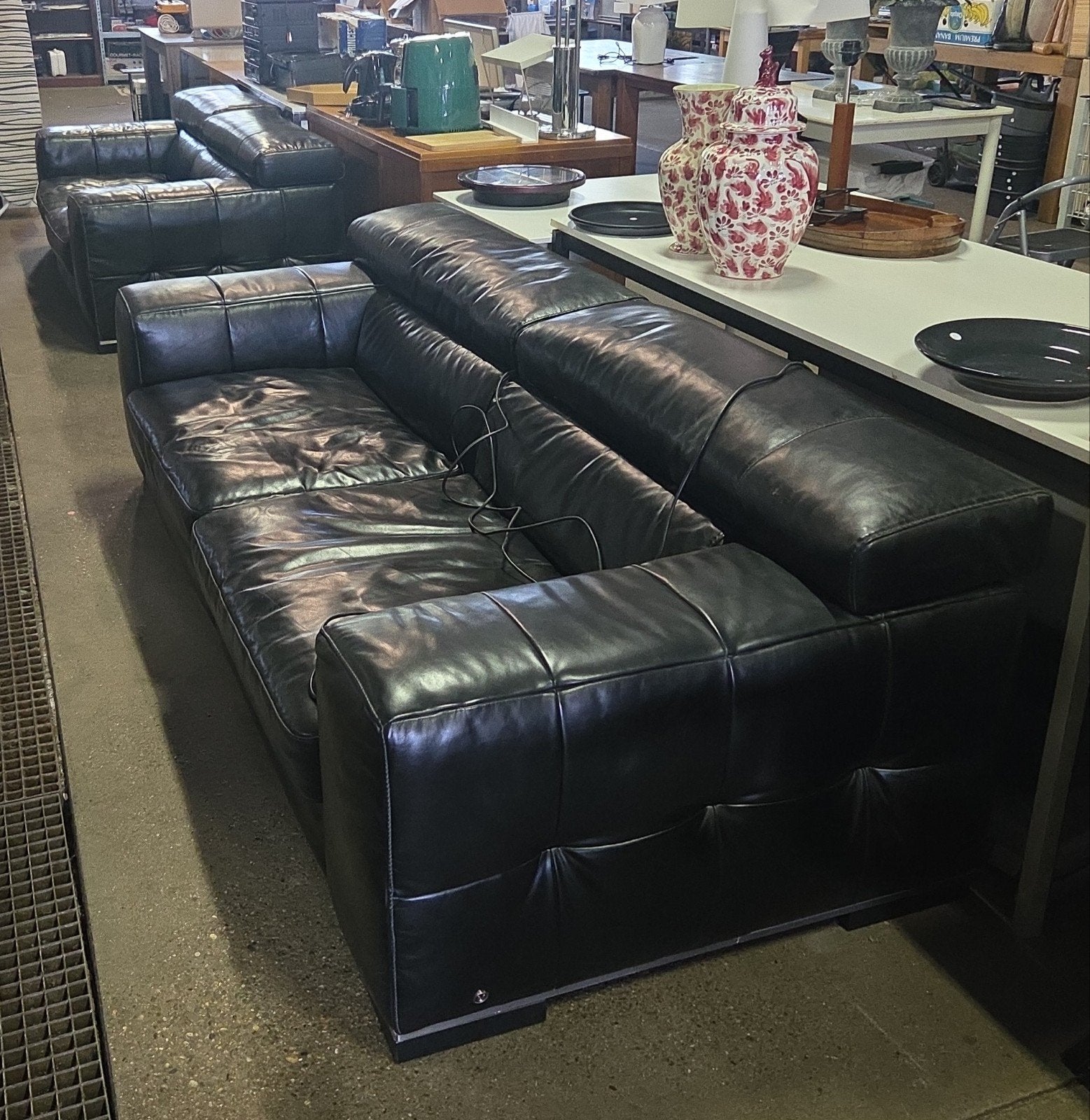 Natuzzi zwart leren 3 en 2 zit bank set, Ophalen, Gebruikt, X, Vierpersoons of meer