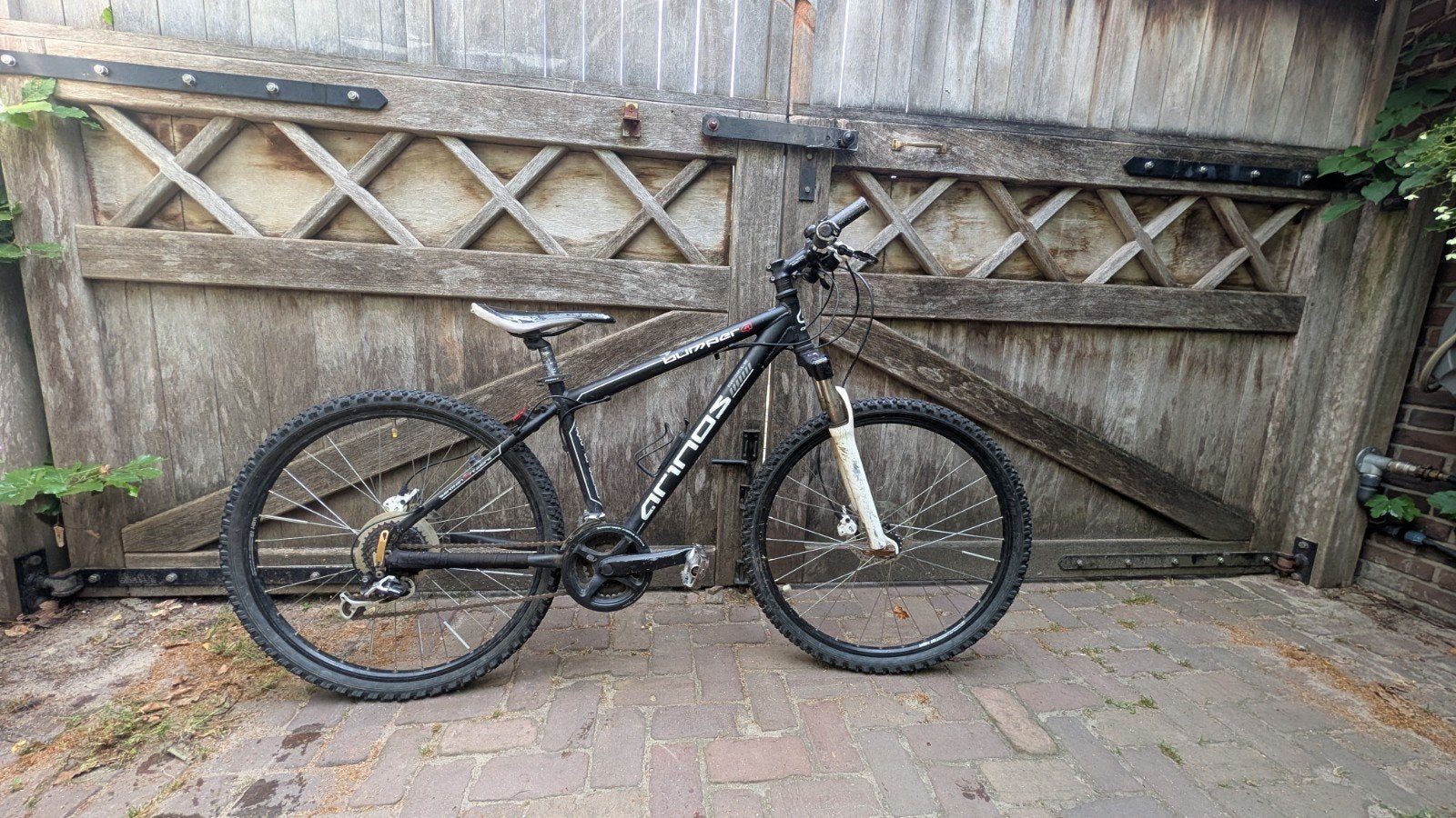 Mountainbike Arinos, maat S, 26 inch wielen, schijfremmen, Ophalen of Verzenden, Gebruikt, Schijfrem, Overige merken