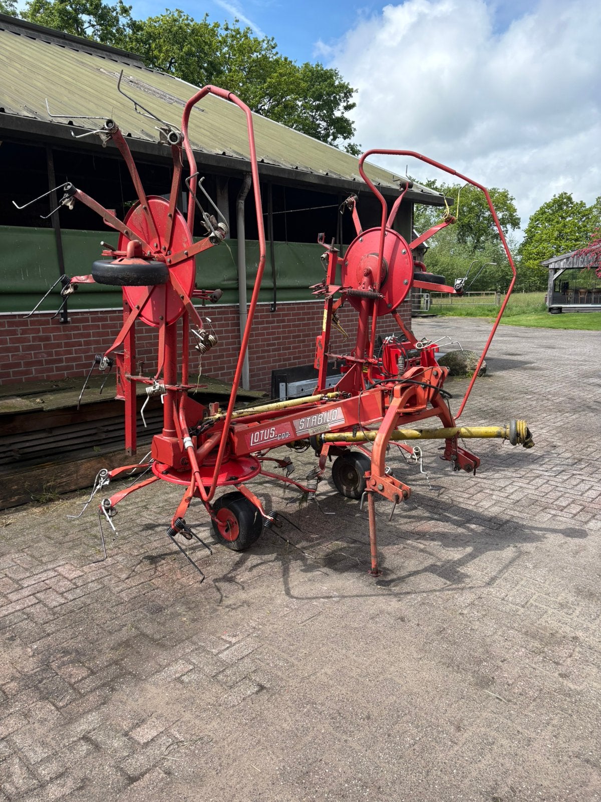 Lely lotus stabilo 600 schudder, hooischudder, Ophalen, Weidebouw