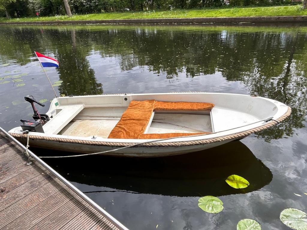 Gezellige sloep voor de Amsterdamse grachten!, Watersport en Boten, Bootonderdelen, Ophalen, Gebruikt, Motor en Techniek, Motorboot