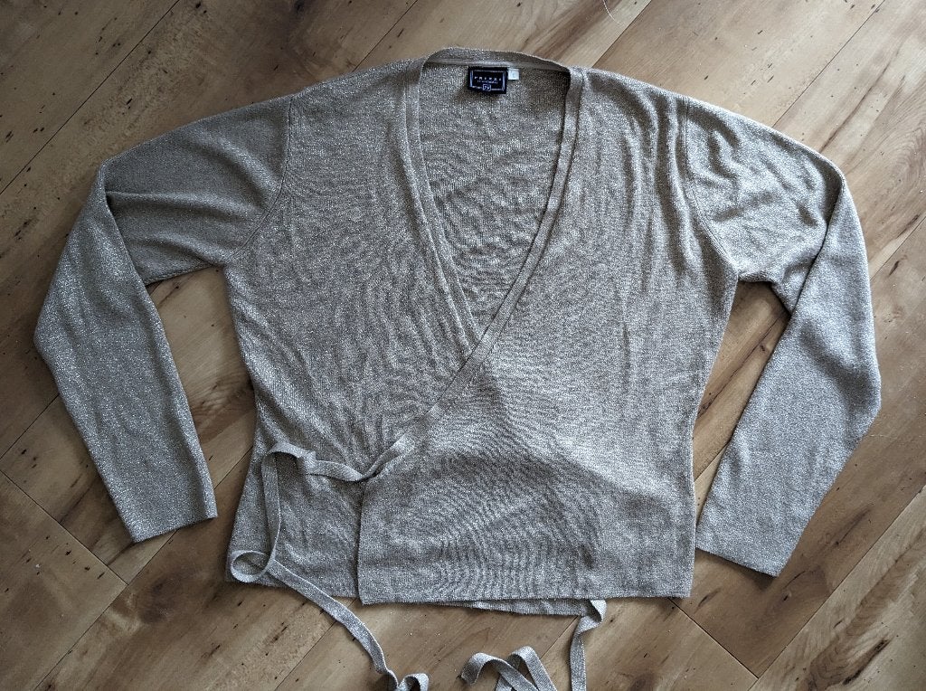 Goudkleurig wikkelvest, maat L, Kleding | Dames, Overige kleuren, Maat 42/44 (L), Ophalen of Verzenden, Zo goed als nieuw